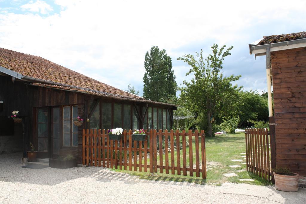 Au Passage Des Grues Bed & Breakfast Drosnay Ngoại thất bức ảnh