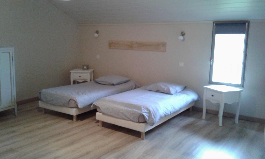 Au Passage Des Grues Bed & Breakfast Drosnay Ngoại thất bức ảnh